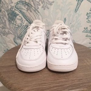 Boys sneakers